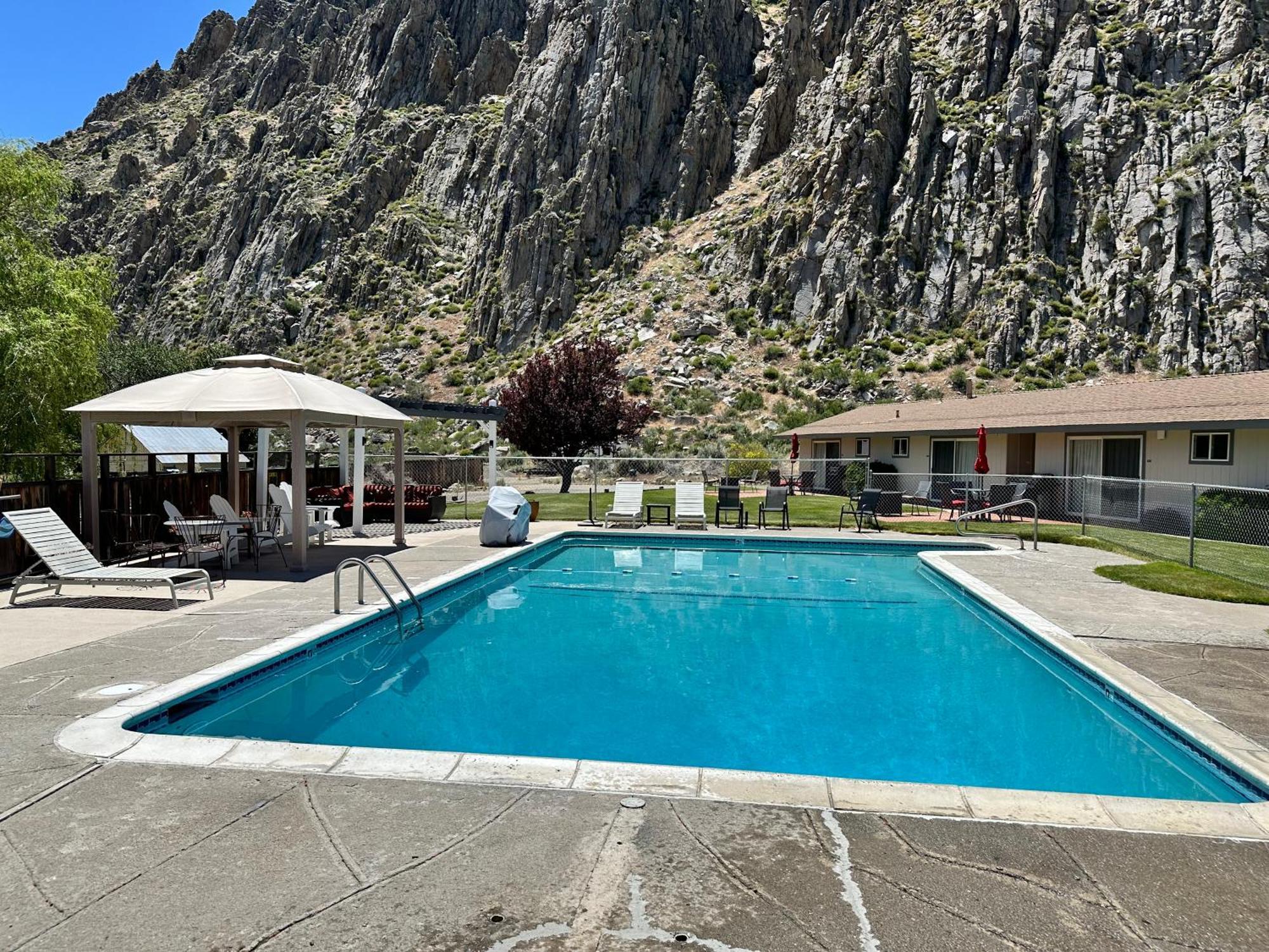 Meadowcliff Lodge Coleville Екстериор снимка