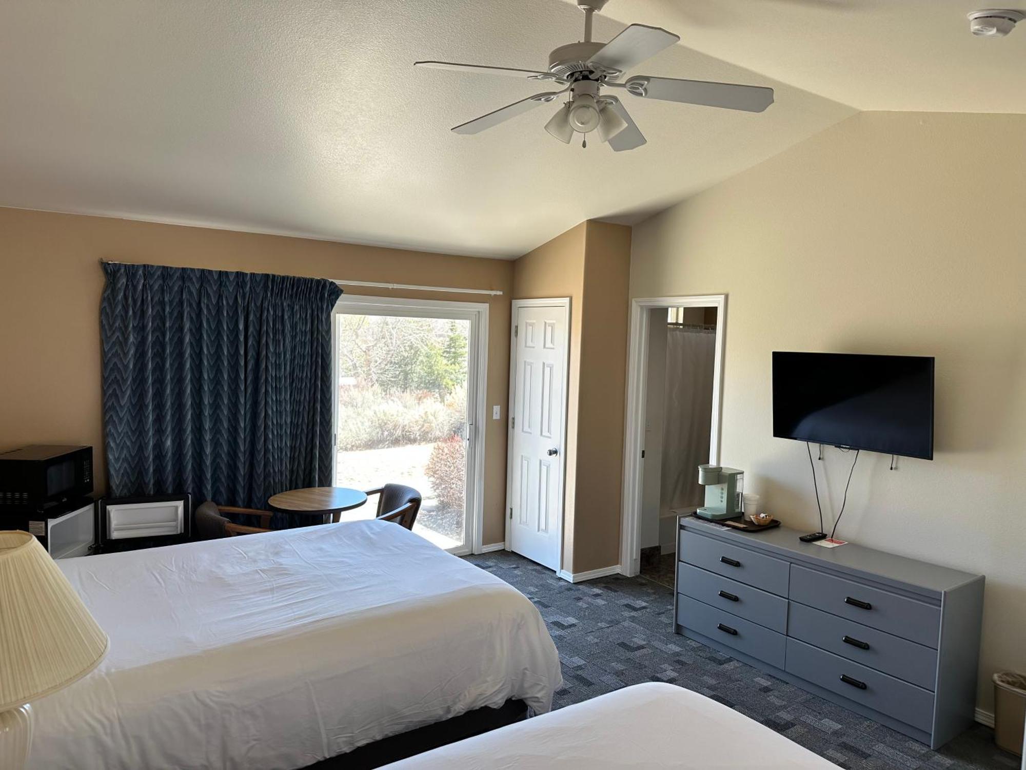 Meadowcliff Lodge Coleville Екстериор снимка